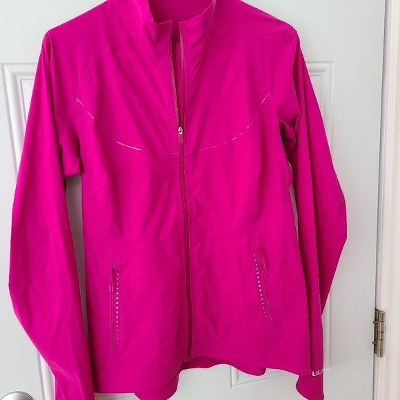 lululemon athletica Jackets & Blazers - NWOT Lululemon Fast and Free windbreaker